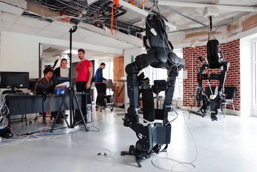 L'exosquelette Wandercraft dans les bureaux de la medtech